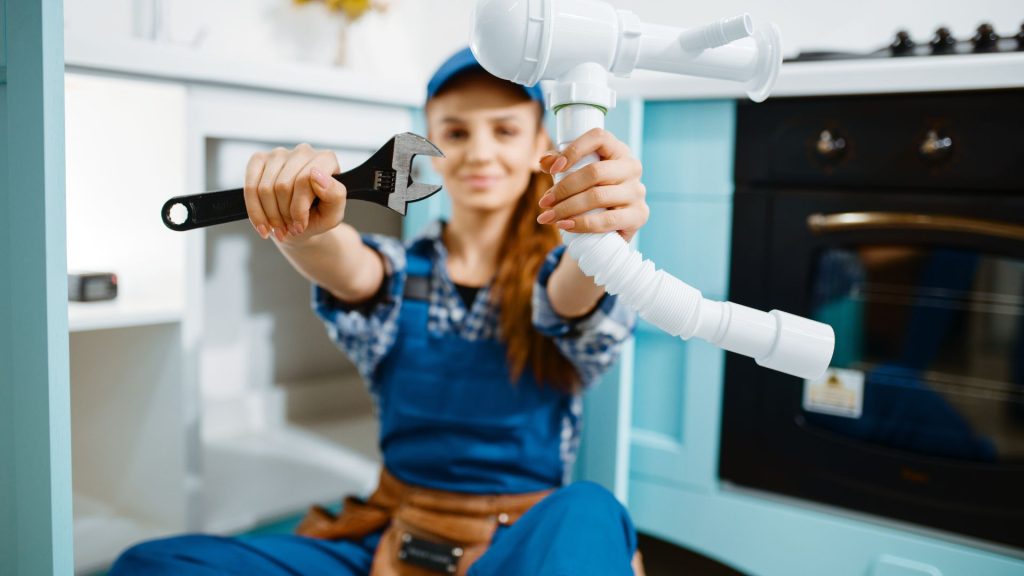 A woman have tools in her hands